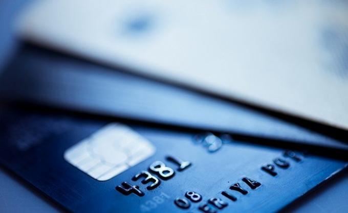 7 טיפים על איך להגן על כרטיס הבנק שלך מפני רמאים
