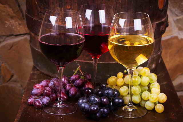 14 מתכונים של יין תוצרת בית מענבים