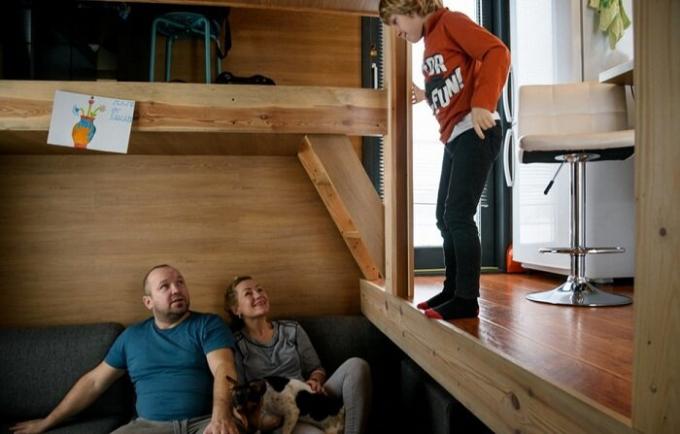 משפחה של מינסק בנה בית של 16 מטרים רבועים. מ., וסבר כי די דומה לחיים נוחים