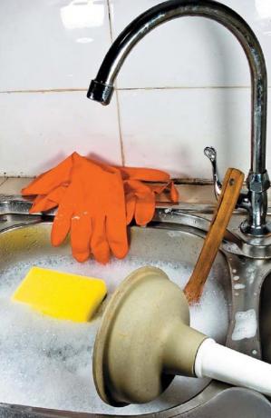 כיצד לנקות את כיור המטבח